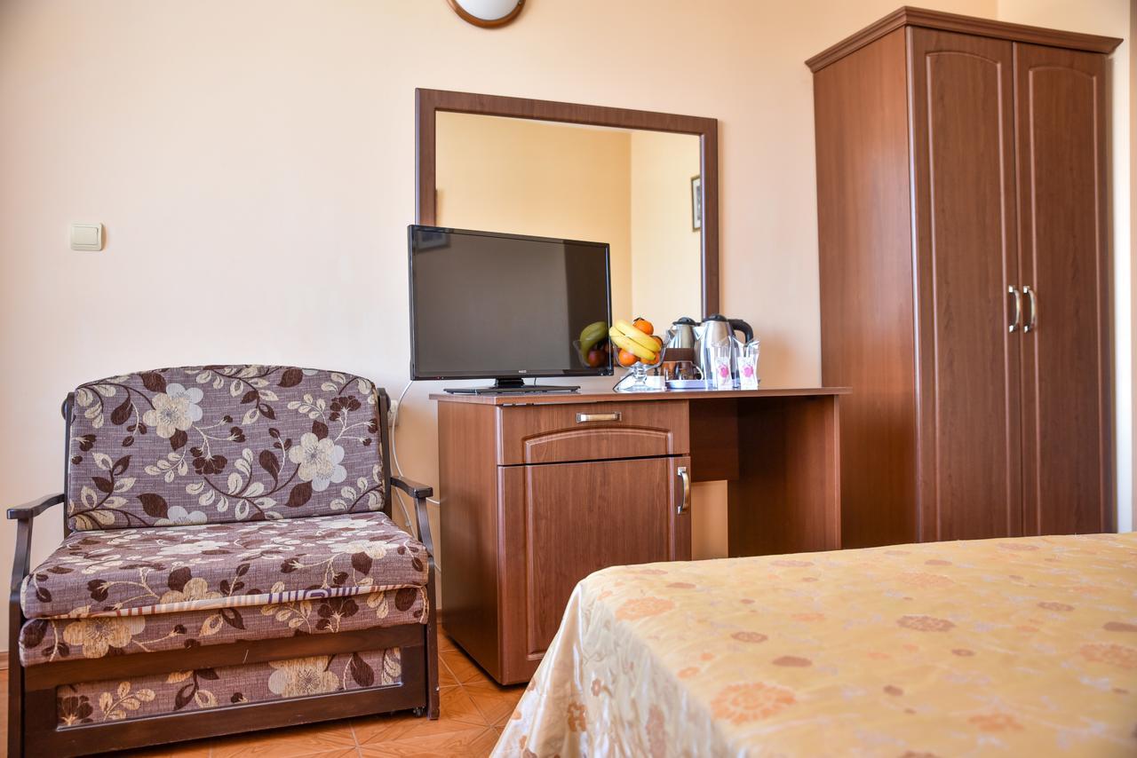 Lucky Hotel Weliko Tarnowo Exterior foto